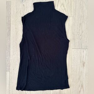 Aritzia Babaton Turtleneck Tank Top
